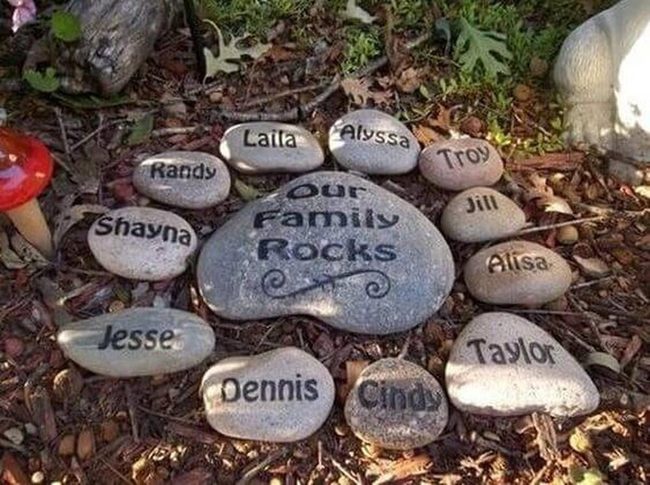 Personalized Stone Circle Garden Tribute