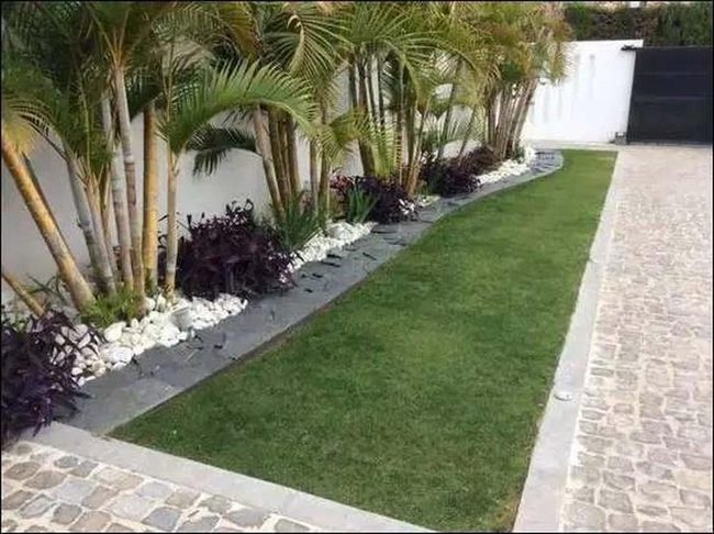 Layered Garden Depth Through Heights