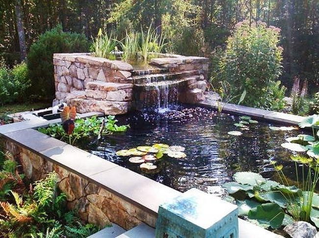 Flowing Stone Water Features