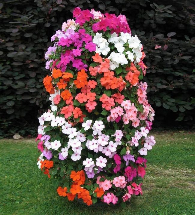 Vertical Flower Tower Rainbow