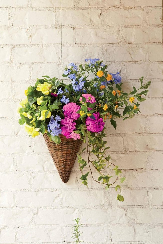 Hanging Flowers Transform Vertical Space