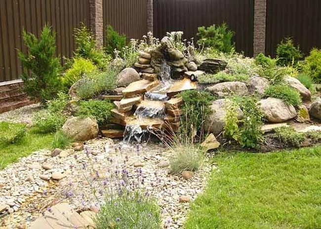 Boulder Garden Water Feature