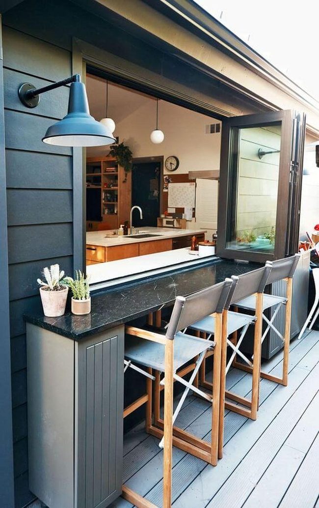 Dark Wood Outdoor Bar Haven