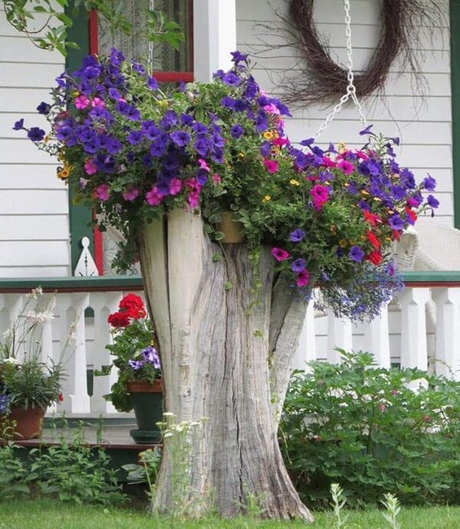 Weathered Wood Blooming Garden Feature
