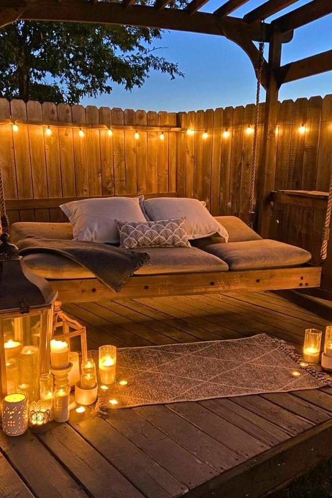 Candlelit Pergola Lounge Bed