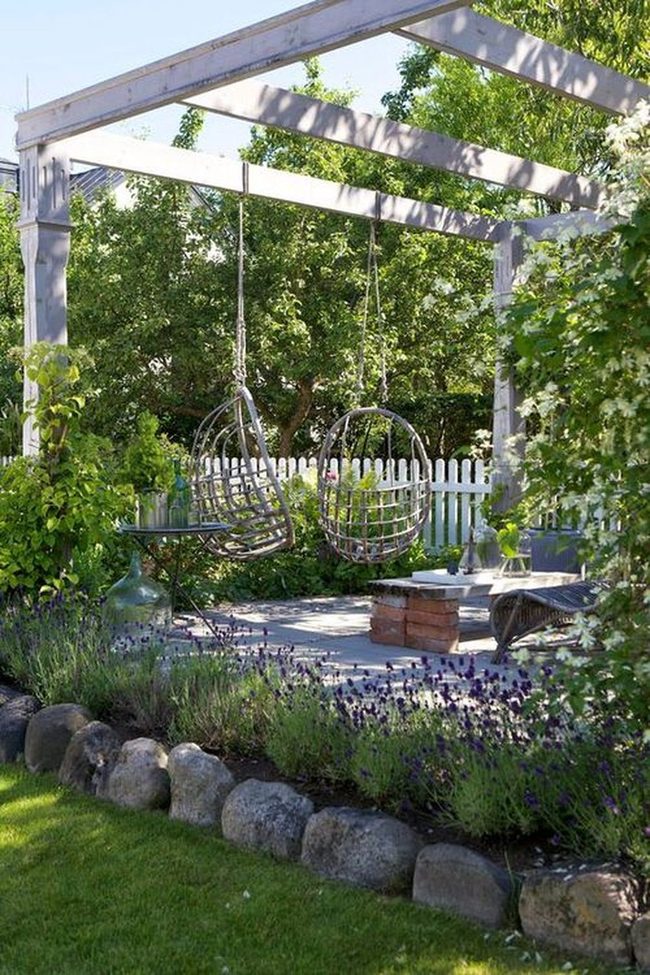 Suspended Wooden Swings Minimalist Design