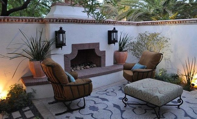 Stone Courtyard Evening Retreat