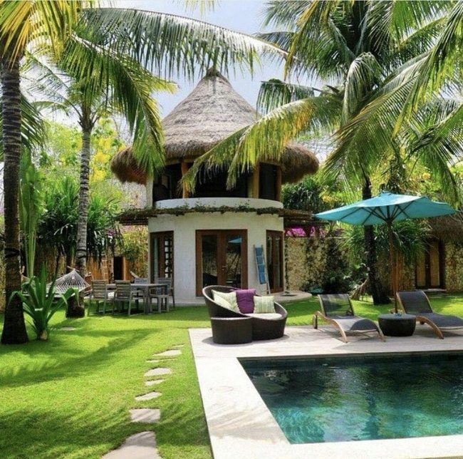 Clean Lines Pool Retreat