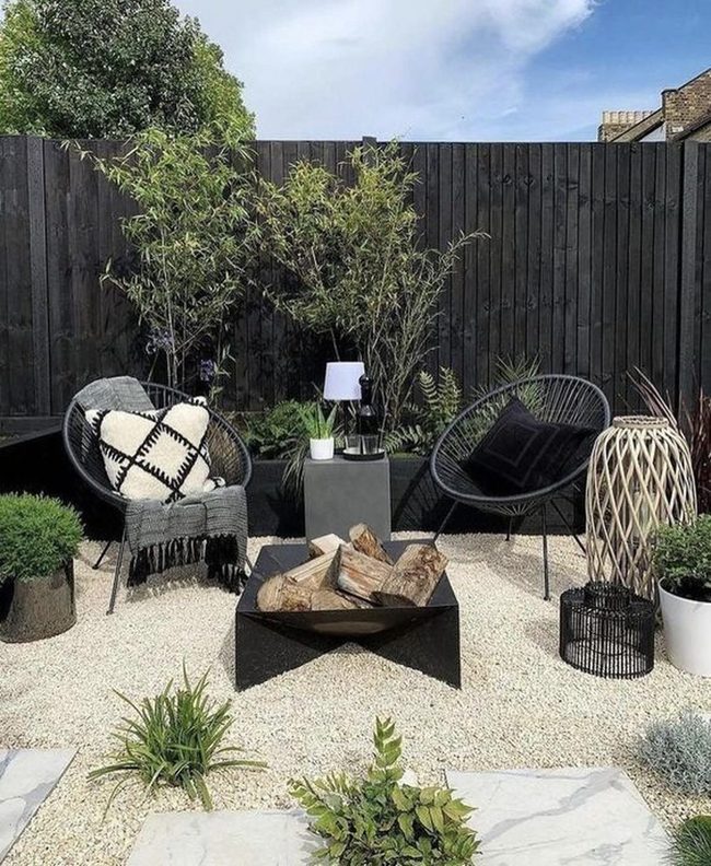 Black Fire Pit Garden Retreat