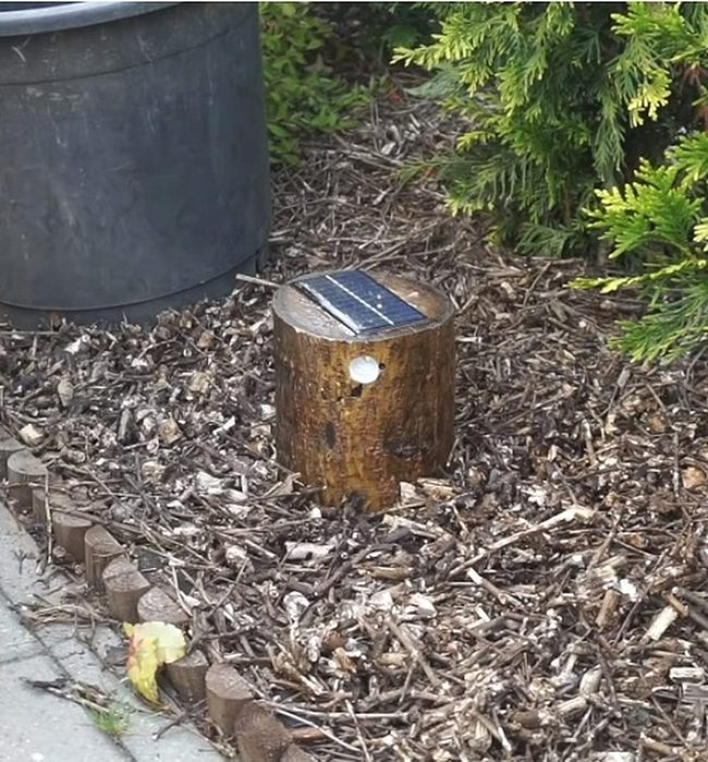 Wood Stump Solar Garden Lights