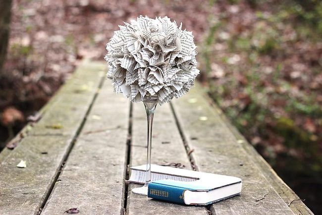 Book Page Flower Ball Statement