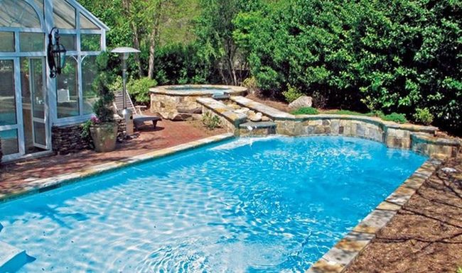 Classical Water Cascade Pool