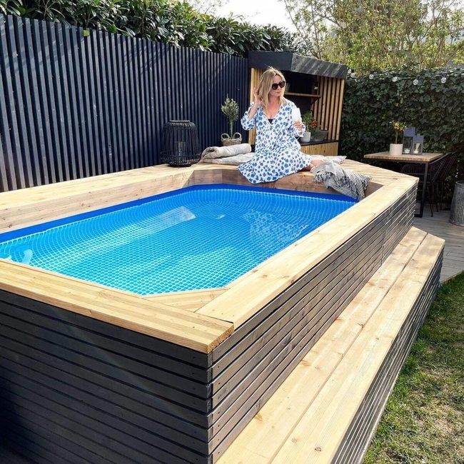 Matched Wood Deck And Fence Elegance