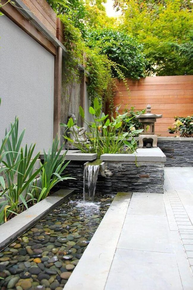 Flowing Water Garden Escape