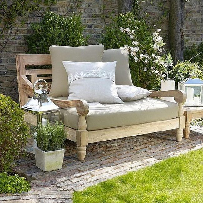 Silver Lantern Garden Bench Corner