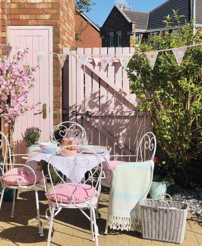 Pink Bunting Garden Patio