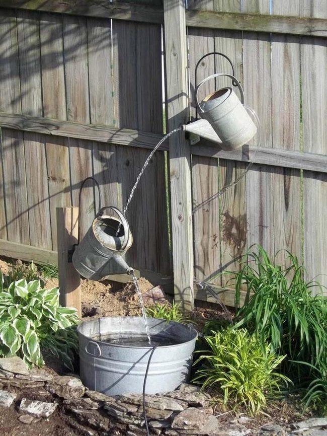 Cascading Metal Cans Overflow