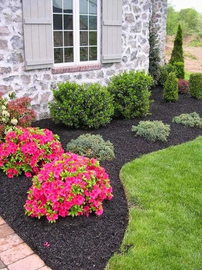 Layered Garden Height Creates Depth