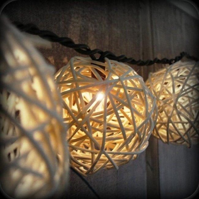 Rope Wrapped Globe Lights Glow