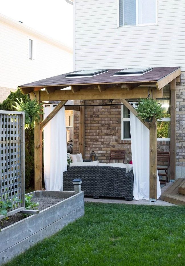 Outdoor Curtains Transform Patios Privately