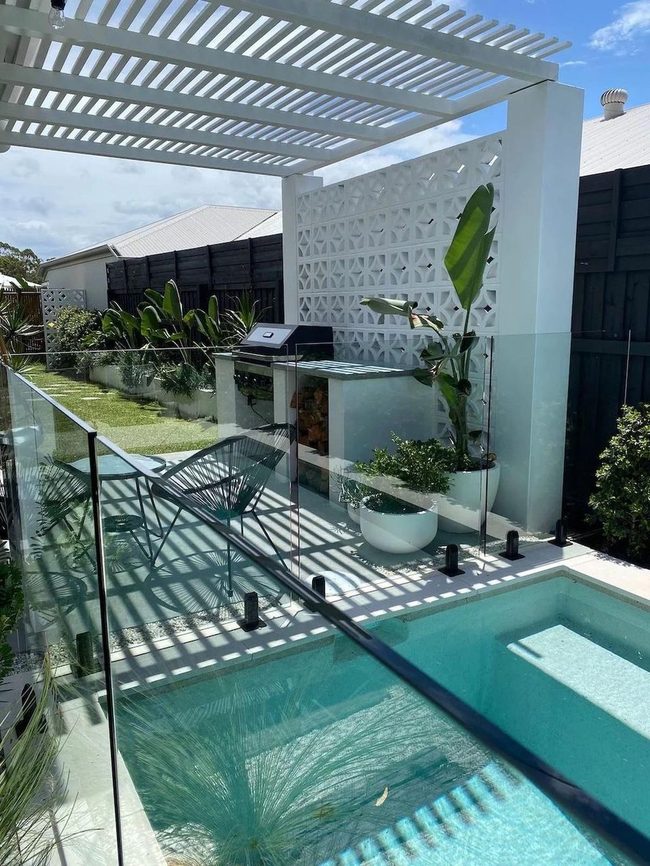 Glass Pergola Pool Shelter