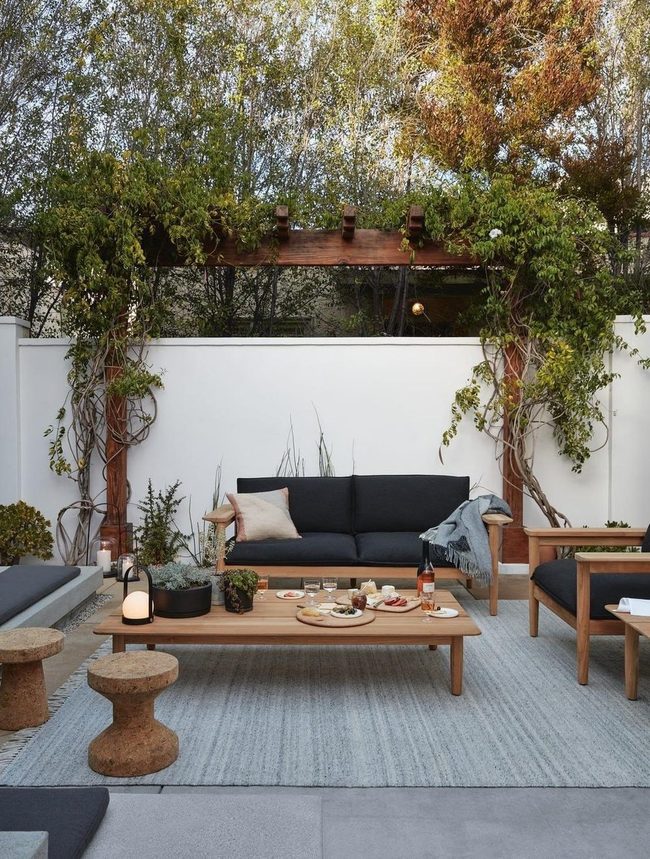 Raw Wood Meets Modern Clean