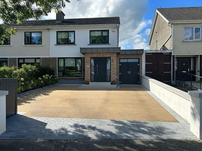 White Stone Driveway Borders