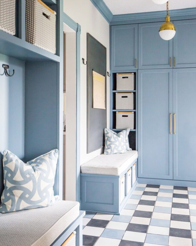 Fresh Coastal Design with Breezy Ambiance