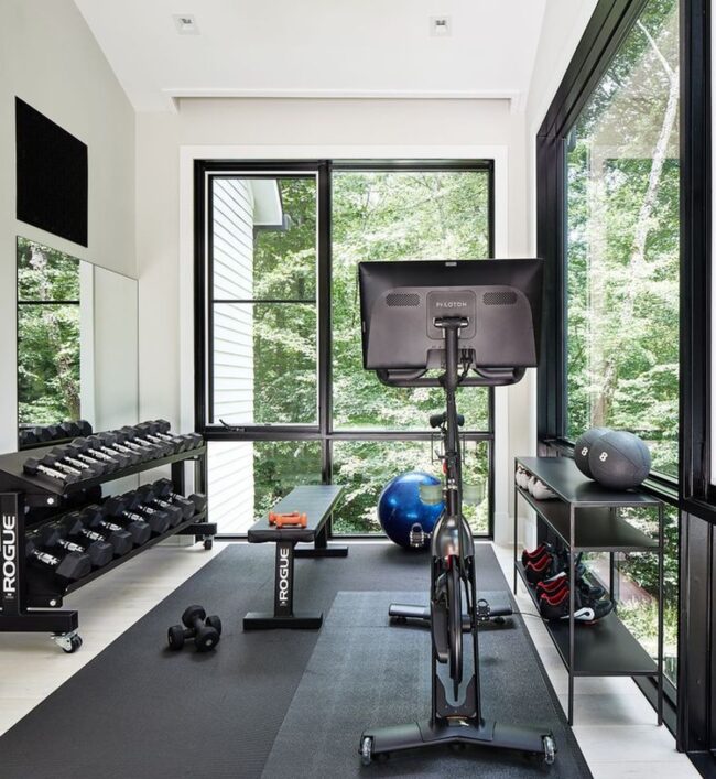 Dynamic Fitness Zone for Cardio and Strength