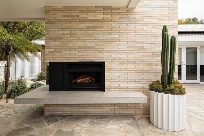 Seamless Contemporary Hearth