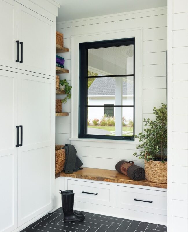 Radiant Spaces Infused with Natural Elements