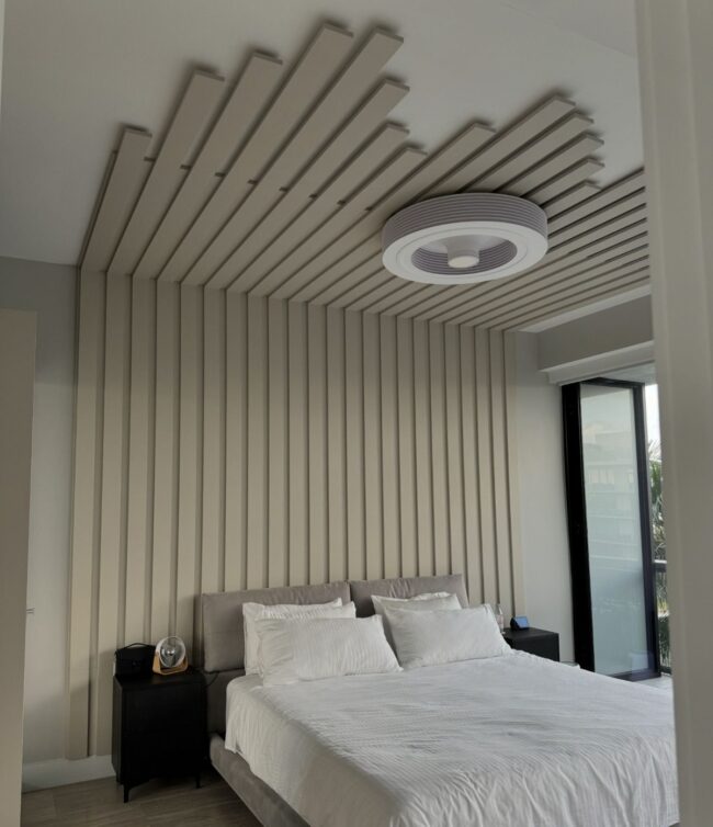 Chic Bedroom Statement Pieces