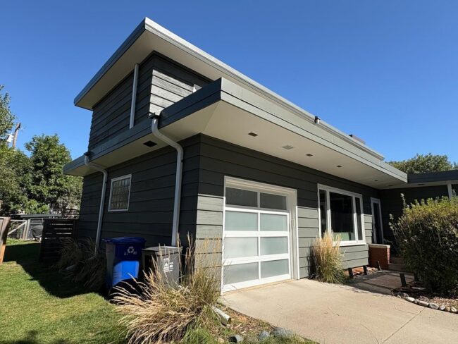 Horizontal Siding for Minimalist Modern Look