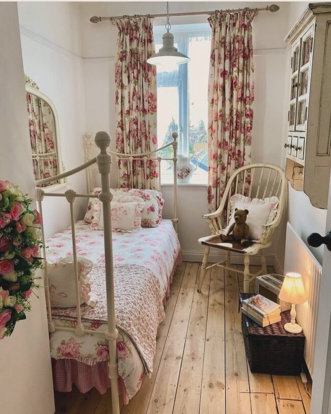 A Burst of Country Charm