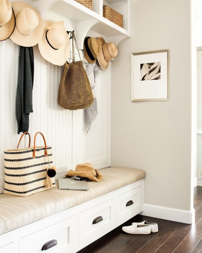 Radiant Coastal Charm with Neat Design
