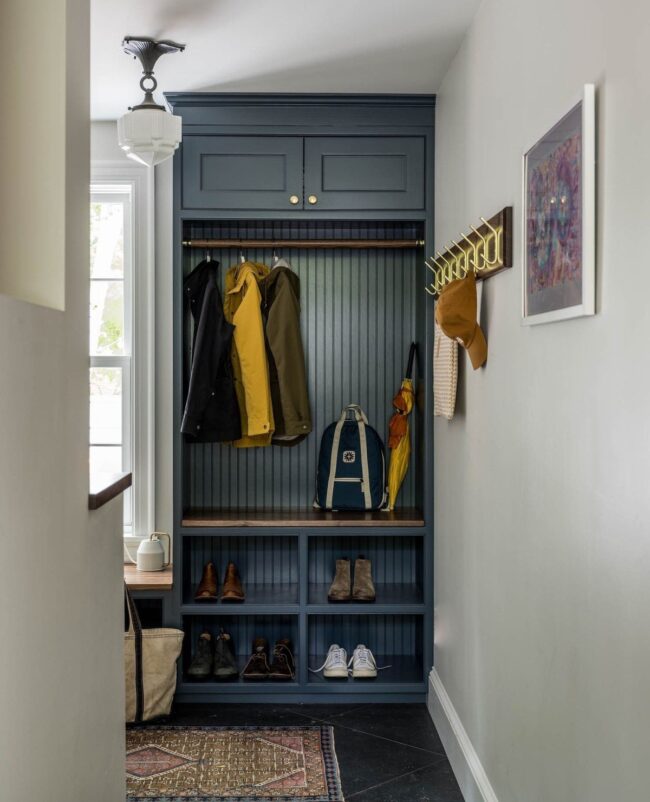 Chic Solutions for Compact Living Areas