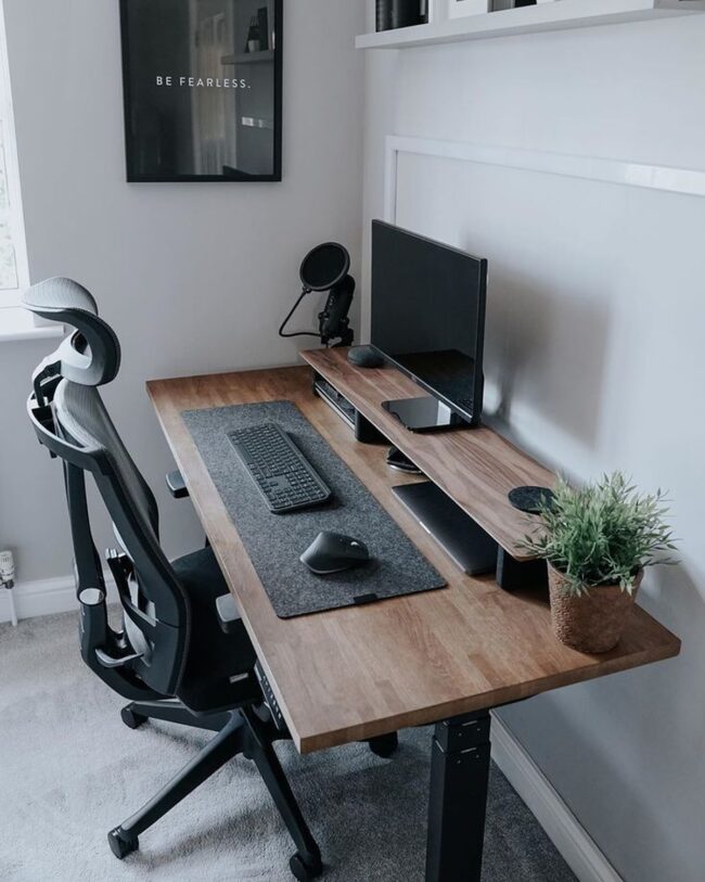 Ergonomic Elegance for Gamers