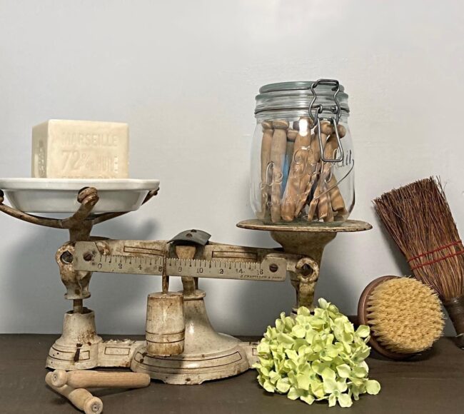 Retro Kitchen Décor Ensemble