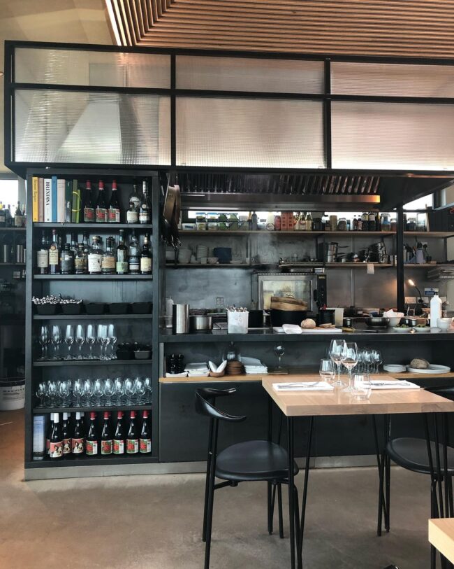 Restaurant-Style Industrial Kitchen