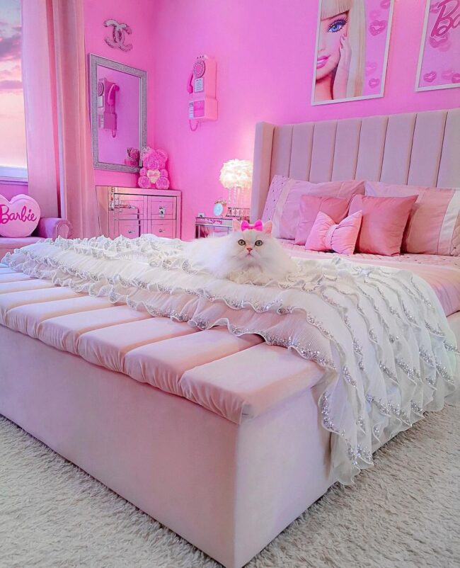 Chic Barbie-Themed Bedroom Design Ideas